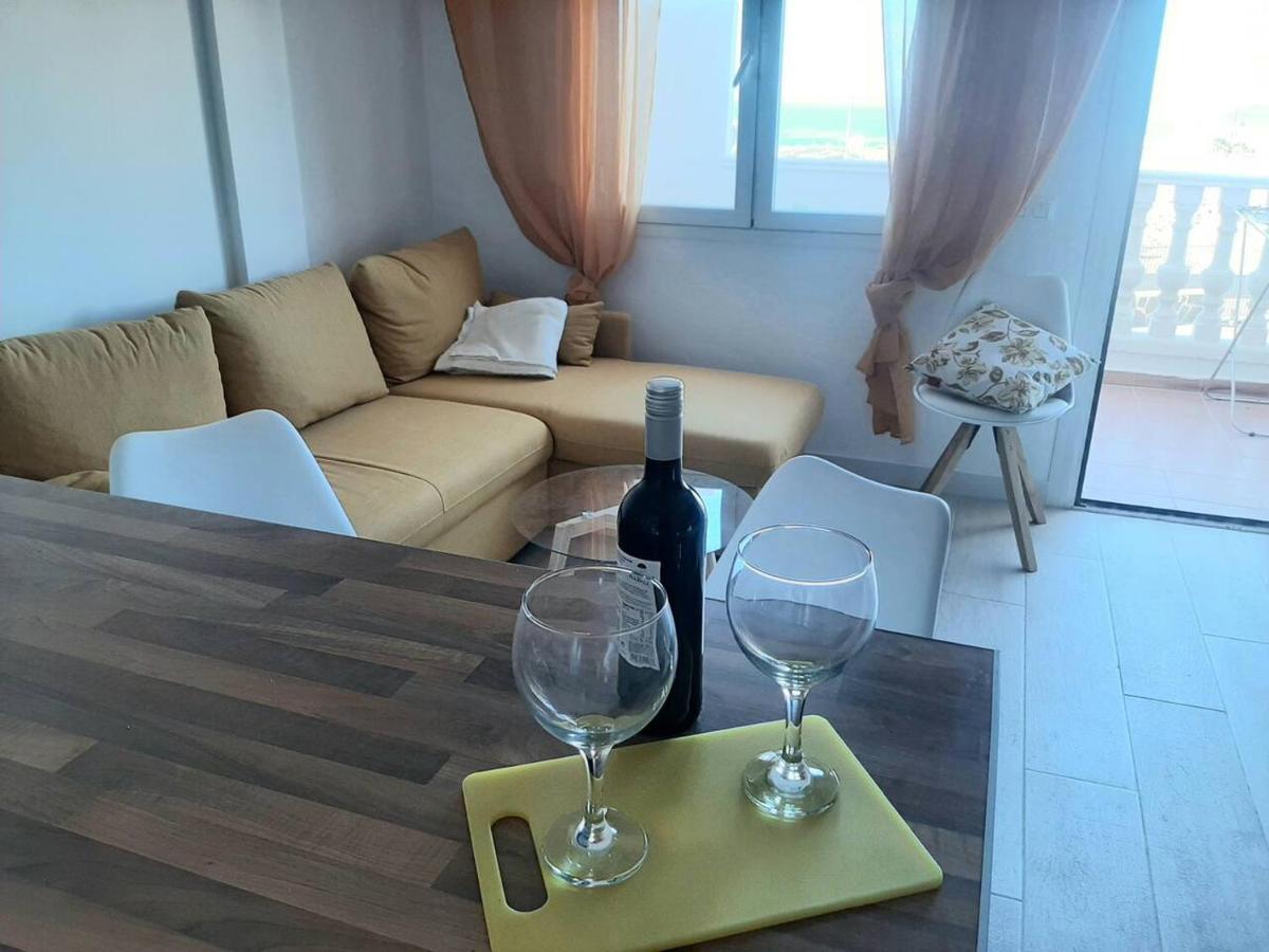 1 Bedroom Giuly Sea Views In Los Cristianos Los Cristianos  Eksteriør bilde