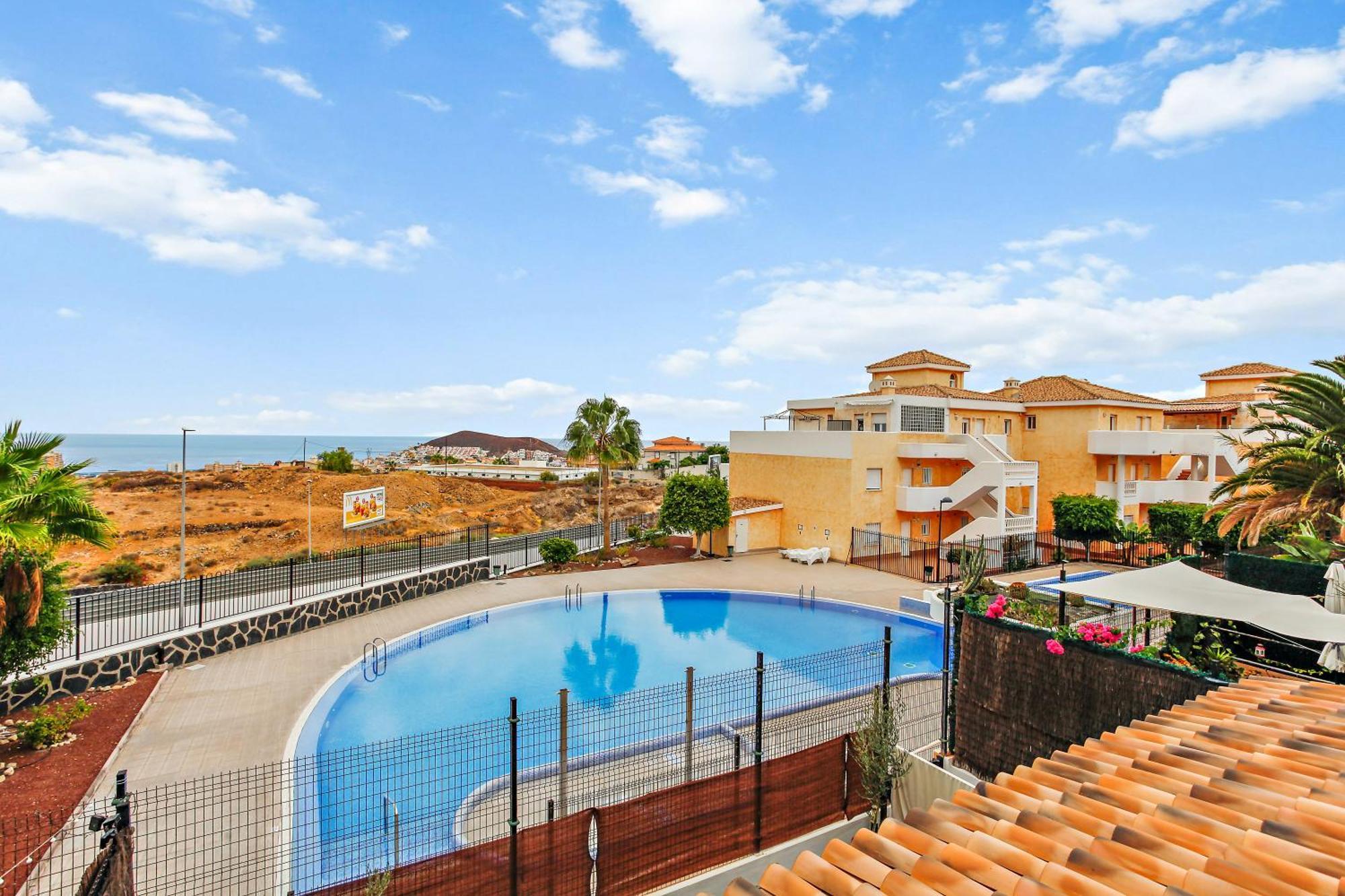 1 Bedroom Giuly Sea Views In Los Cristianos Los Cristianos  Eksteriør bilde