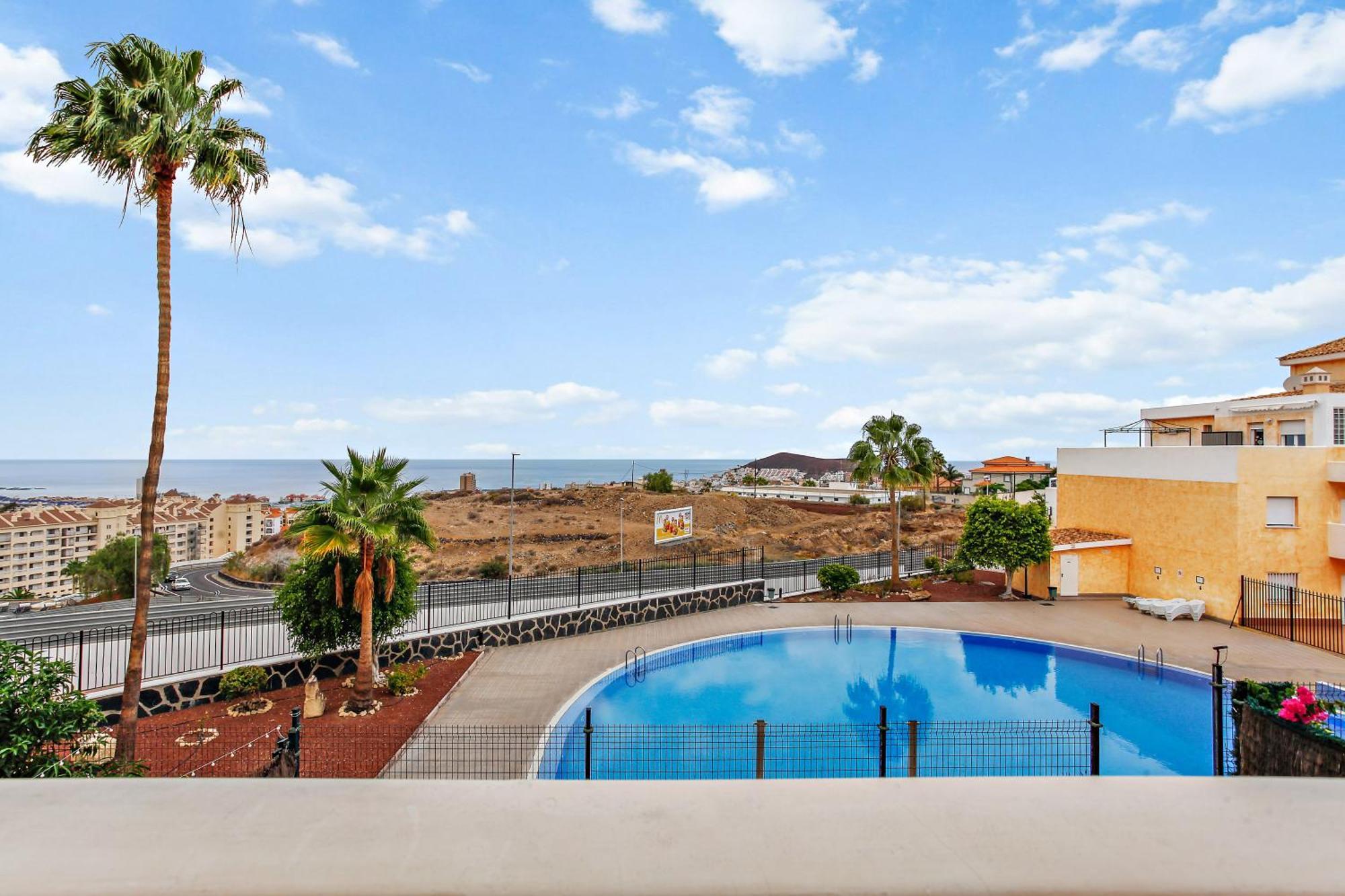 1 Bedroom Giuly Sea Views In Los Cristianos Los Cristianos  Eksteriør bilde